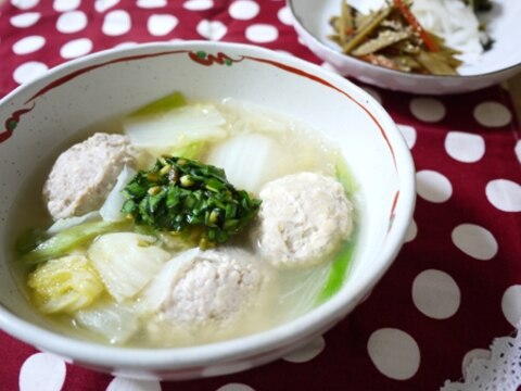 肉だんごと白菜のスープ